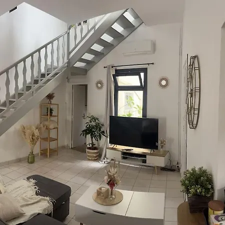 Maison De Style Scandinave En Duplex 100m2 * Ним